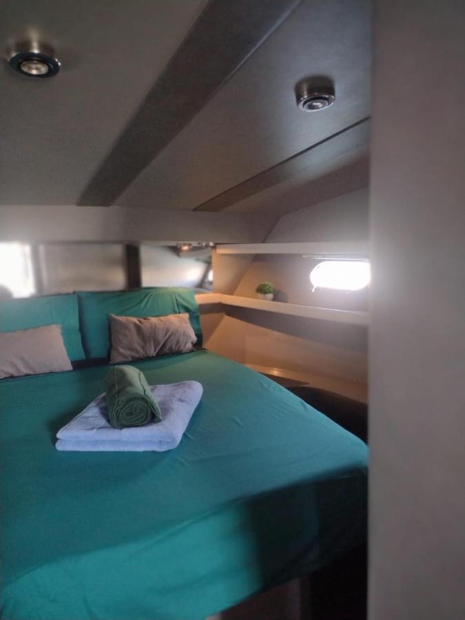 Hotel Yach Boat Barcellona Esterno foto